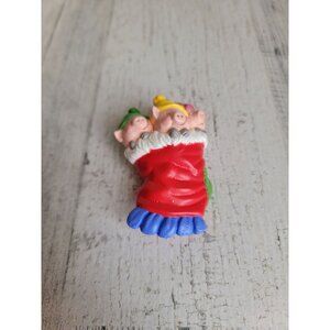 Hallmark 1993 Little Pigs in stocking ornament Xmas